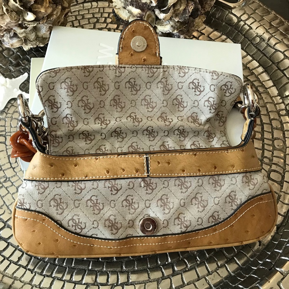 Y2K 🔥VINTAGE “IT GIRL” BIG G MINI BAGUETTE BAG WITH CHUNKY CHARMS - Picture 7 of 16